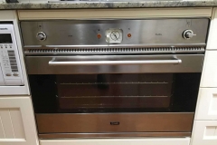 Image: The outside looking in of the refurbished oven by Oven Restore Sydney.